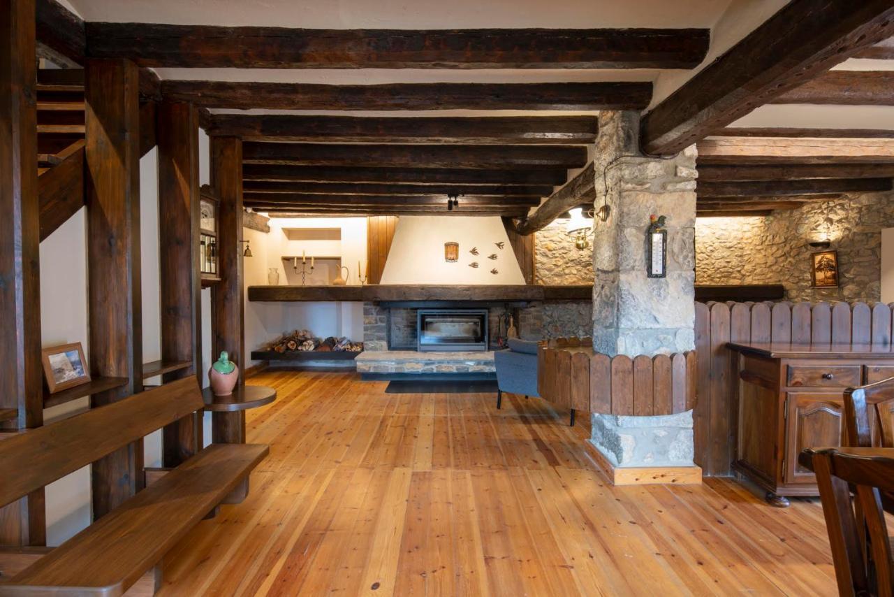 Masia El Pinatell Castellar del Riu Екстериор снимка